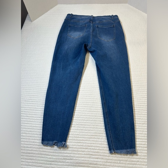 - Haute Curve Jeans. High Rise Straight. Hidden Button Fly. Cotton/Spandex… - Picture 2 of 7